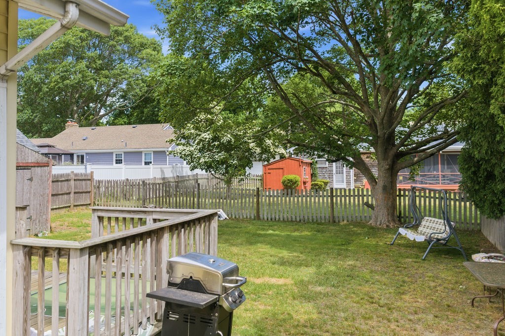 117 Fales Road Bristol, RI 02809 - Photo 4 of 42