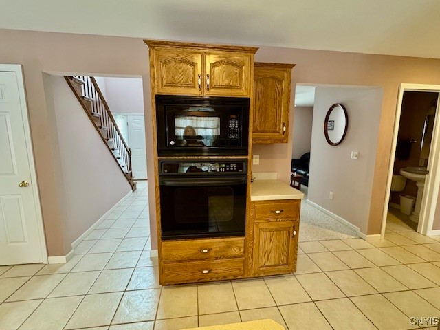 154 Hunt Valley Road Oneida, NY 13421 - Photo 18 of 41 Built-in oven & microwave!