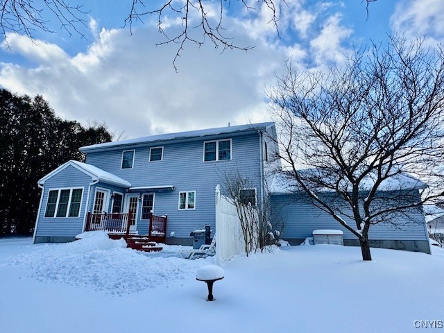 154 Hunt Valley Road Oneida, NY 13421 - Photo 3 of 41 Maintenance free!