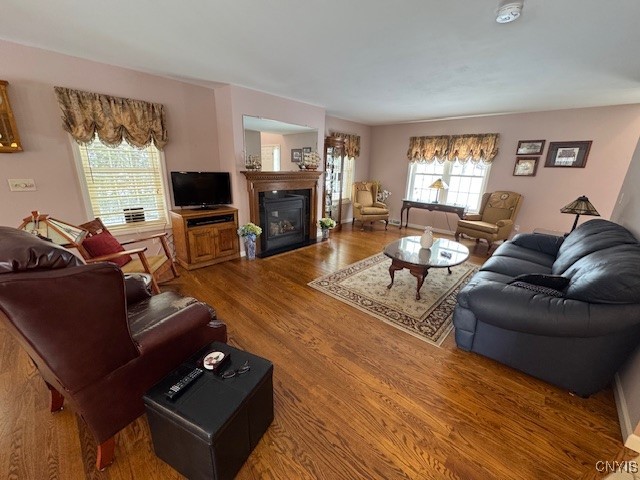 154 Hunt Valley Road Oneida, NY 13421 - Photo 8 of 41 Large Living Room open to the Kitchen & Dining