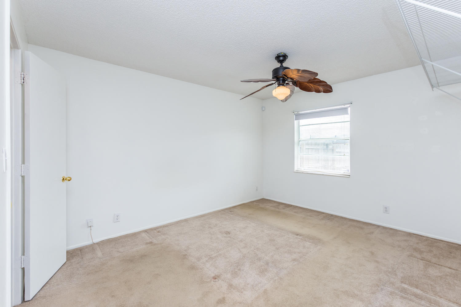 11070 Model Circle East Boca Raton, FL 33428 - Photo 16 of 35 11070 Model Cir E Boca Raton-large-024-0