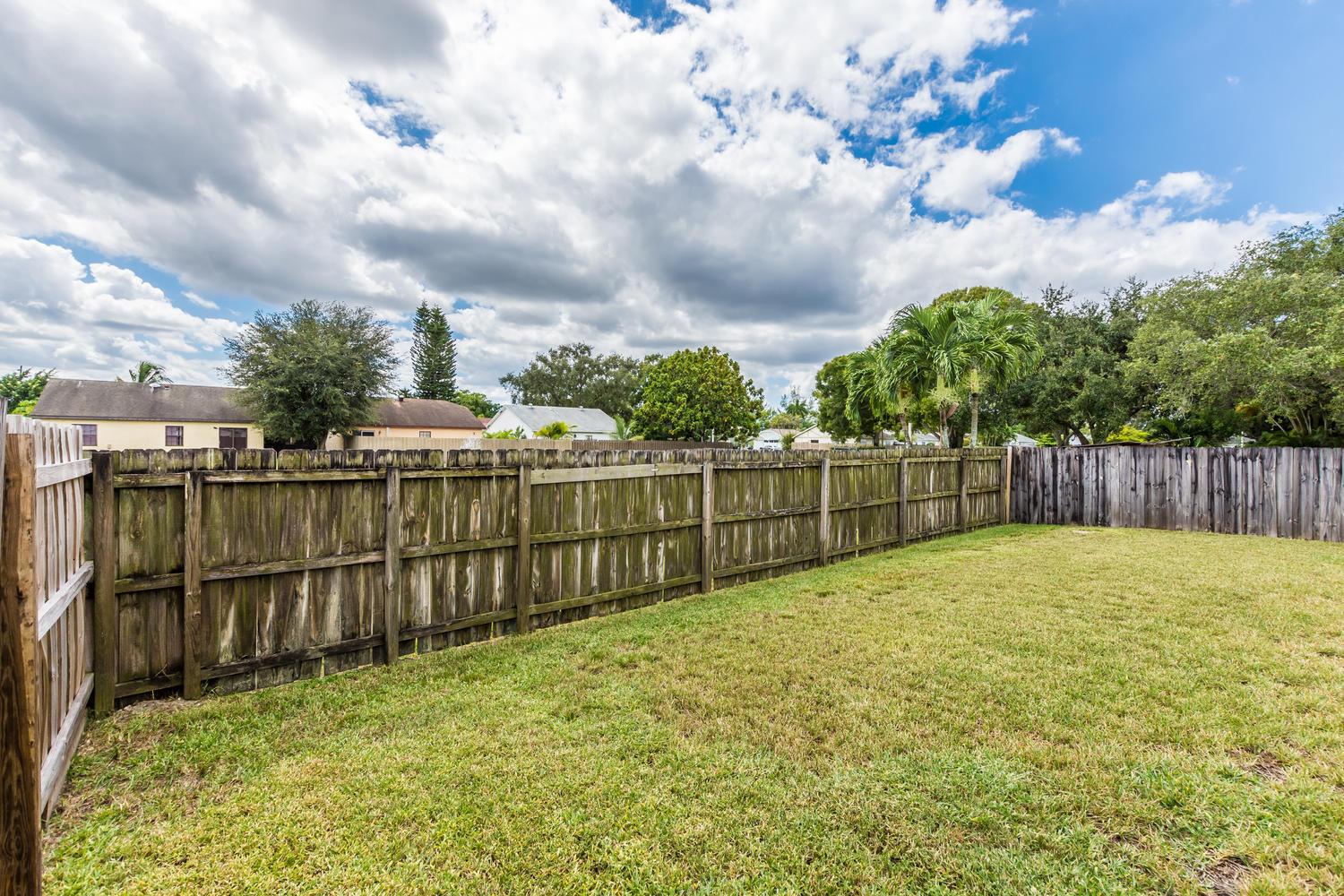 11070 Model Circle East Boca Raton, FL 33428 - Photo 32 of 35 11070 Model Cir E Boca Raton-large-043-0