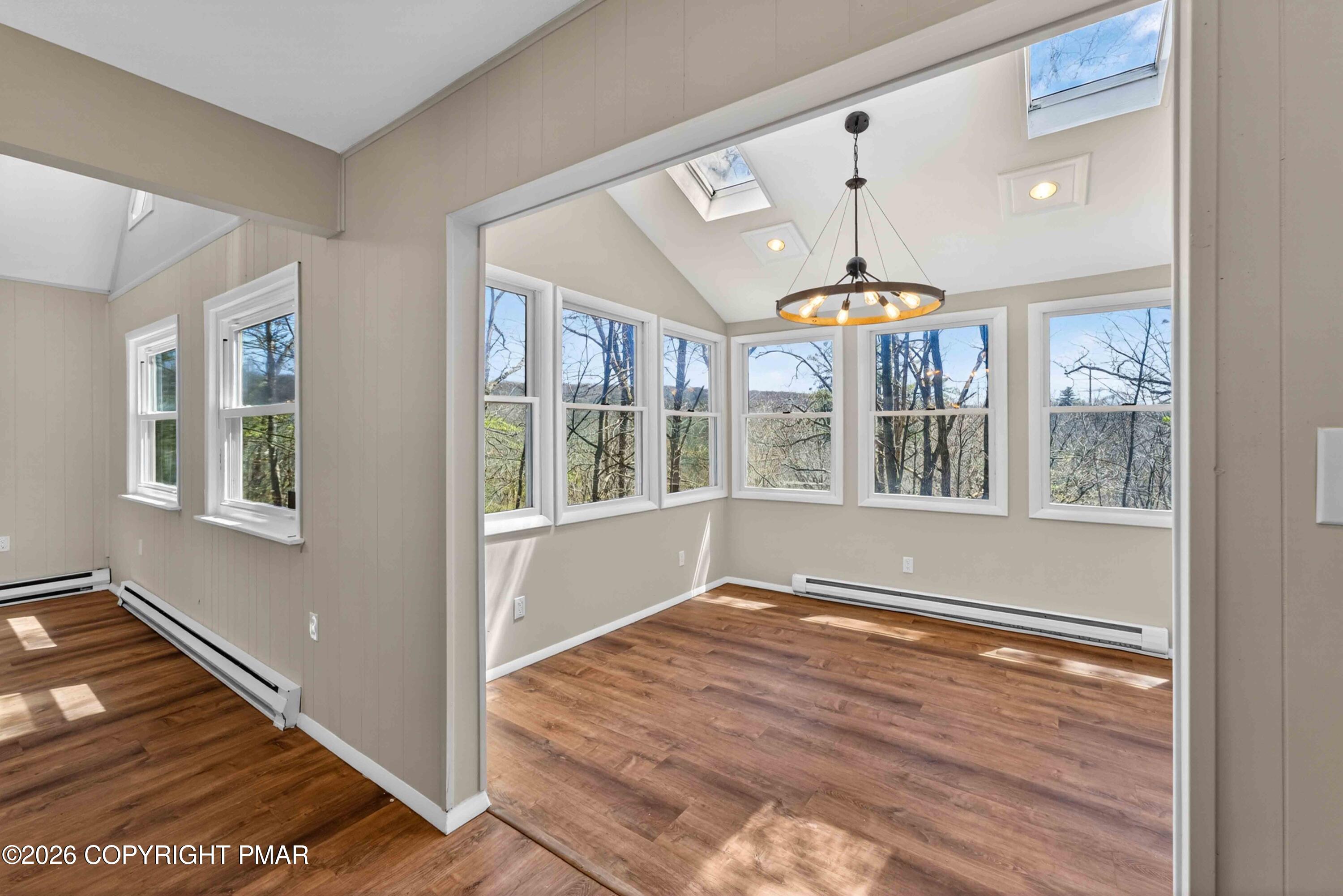 170 Dover Drive Bushkill, PA 18324 - Photo 5 of 53 170 Dover Drive, Lehman Twsp. PA-15