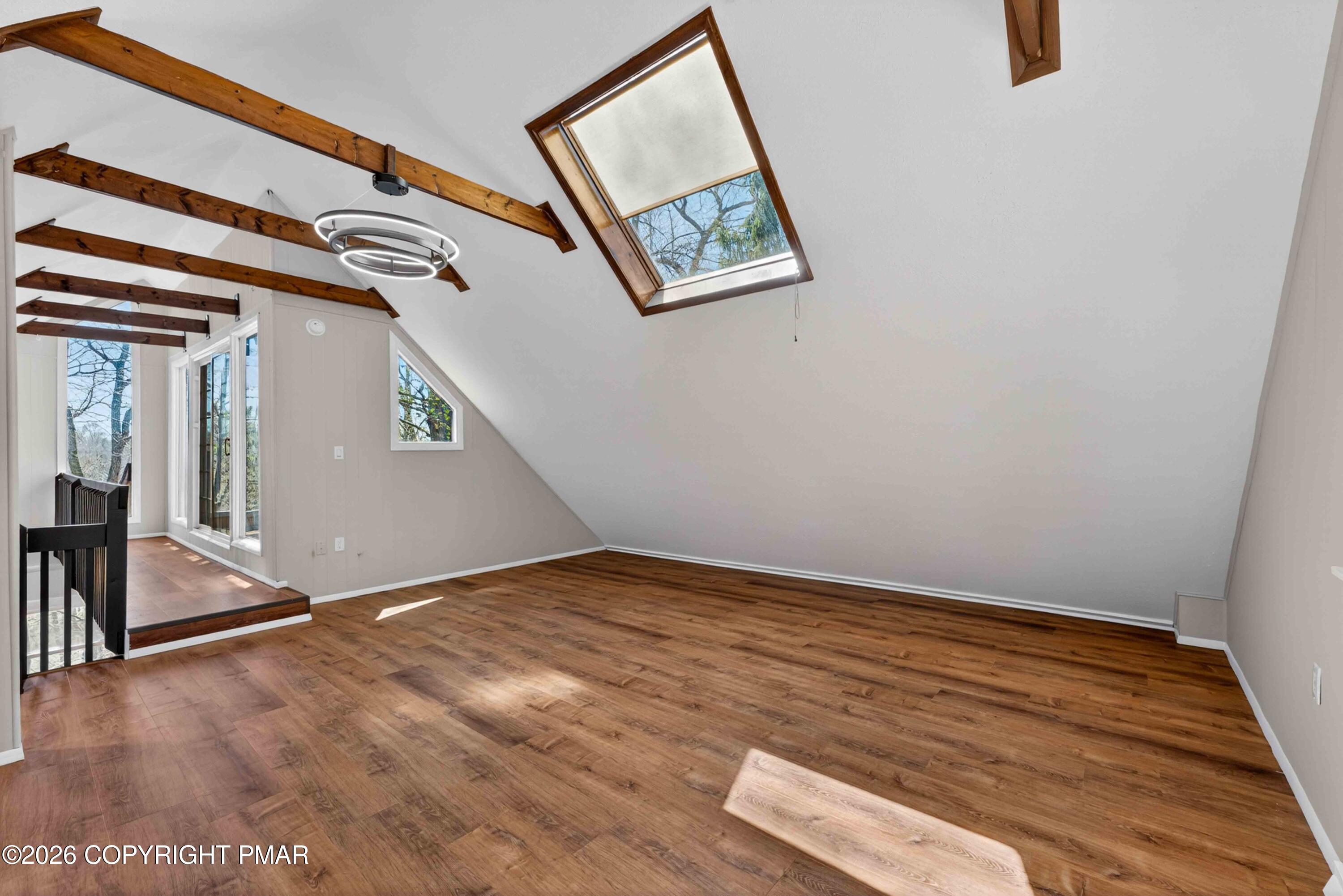 170 Dover Drive Bushkill, PA 18324 - Photo 6 of 53 170 Dover Drive, Lehman Twsp. PA-34