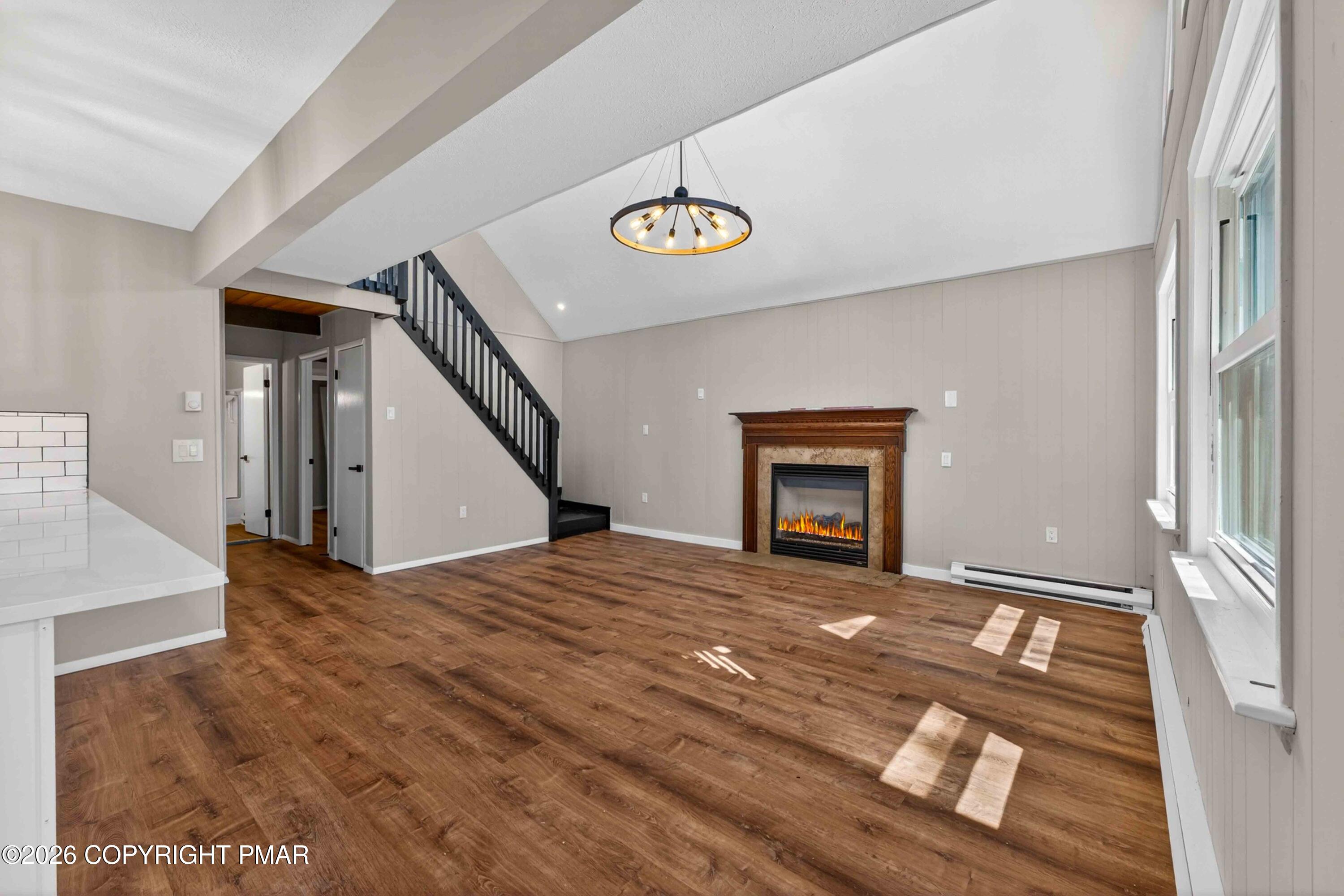 170 Dover Drive Bushkill, PA 18324 - Photo 8 of 53 170 Dover Drive, Lehman Twsp. PA-1