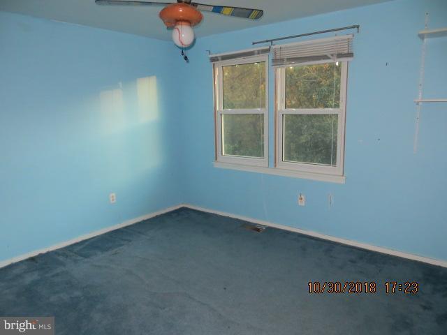 6923 Pinecrest Road Baltimore, MD 21228 - Photo 11 of 14