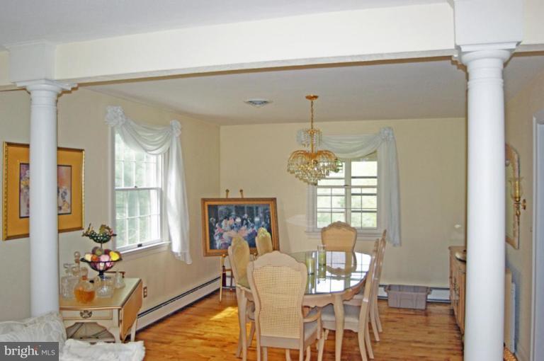 6152 Ebenezer Road Middle River, MD 21220 - Photo 5 of 12 Dining Room