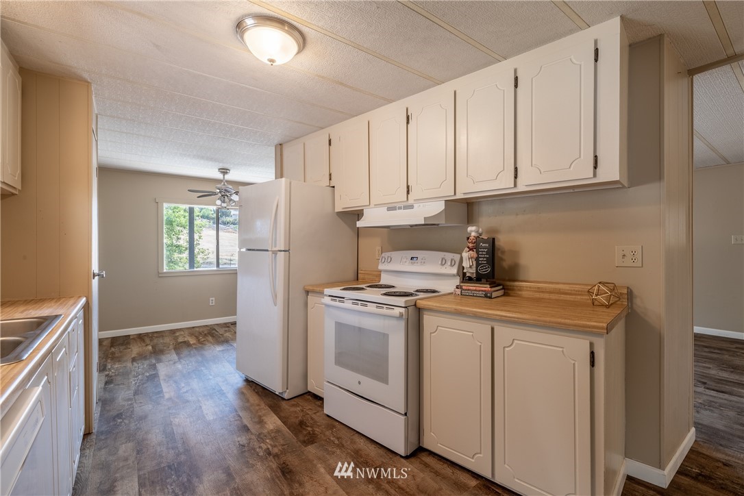 3620 Burchvale Road Wenatchee, WA 98801 - Photo 8 of 22 Gallery Image 8