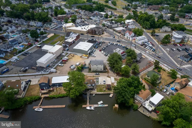 $2,000 | 32 Edgewater Avenue, Westville, NJ 08093