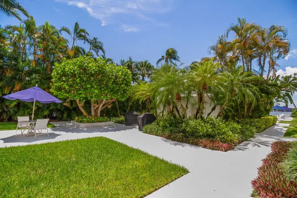 $4,500 | 2860 South Ocean Boulevard, Unit 208, Palm Beach, FL 33480