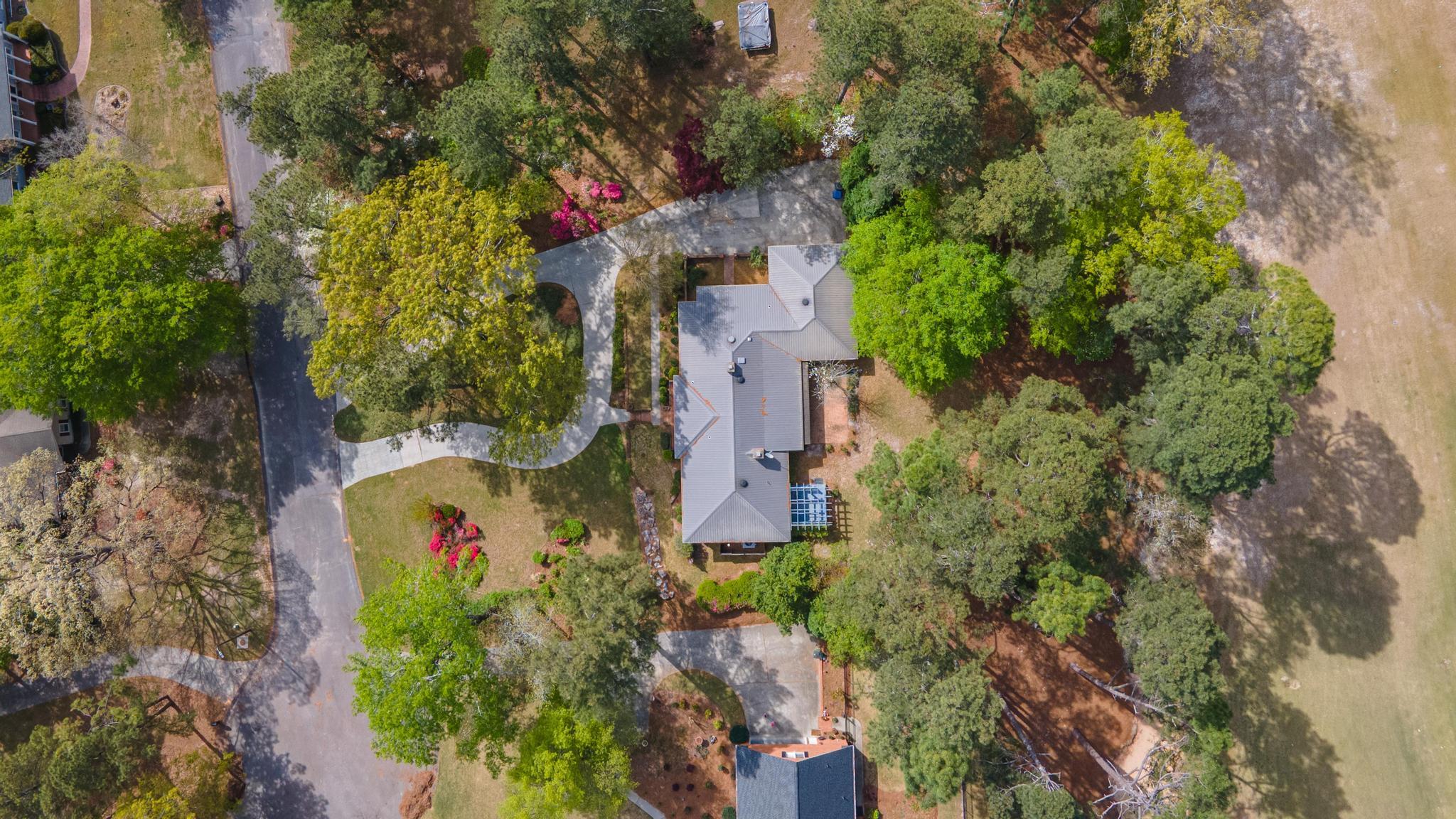 17 Inverness Street East Aiken, SC 29803 - Photo 4 of 79