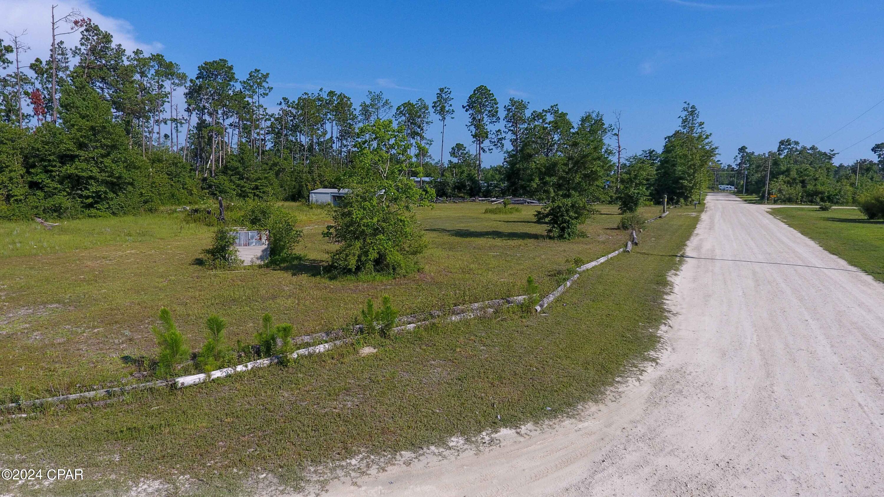 12811 Long Branch Road Youngstown, FL 32466 - Photo 11 of 16 Gallery Image 11