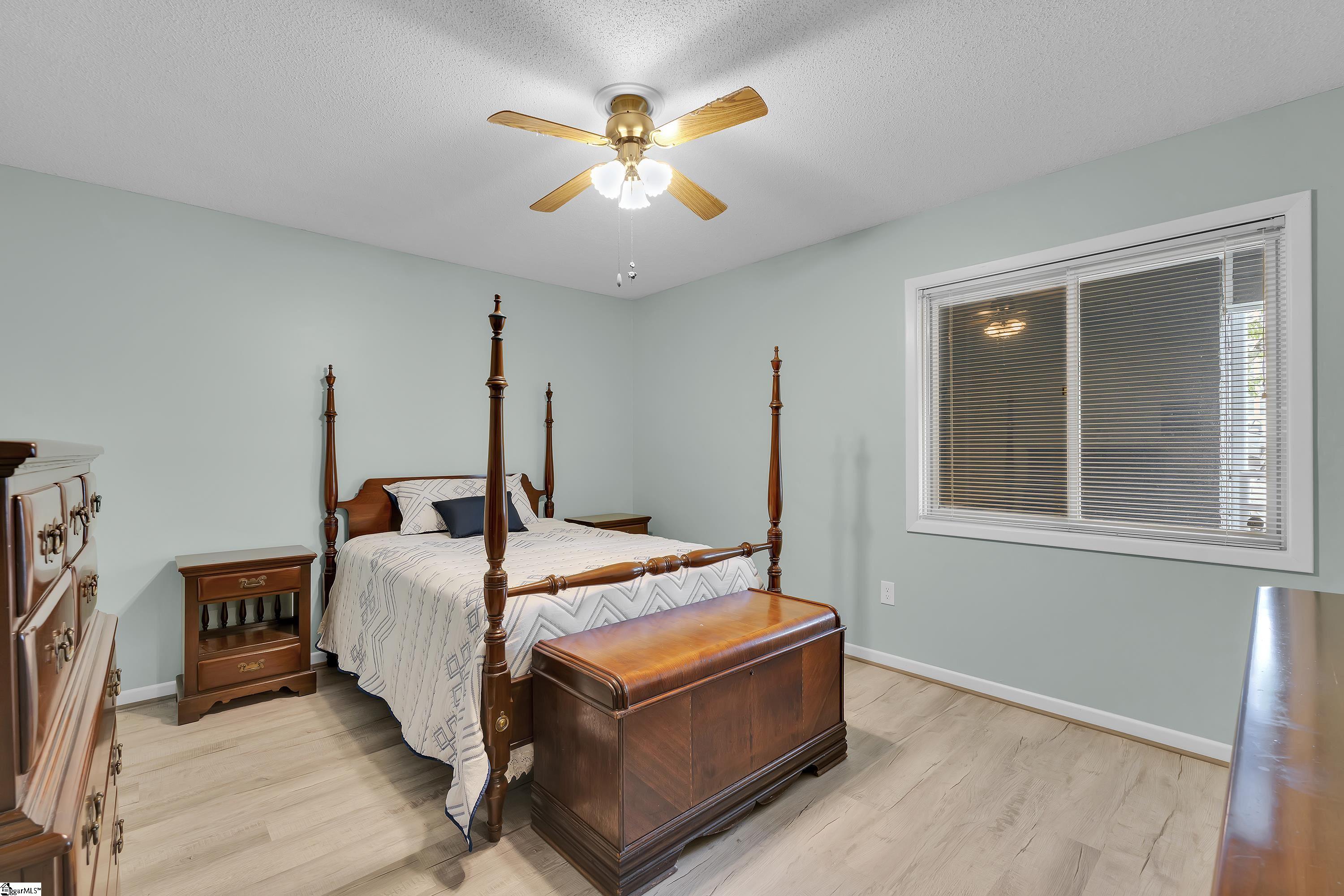 405 Northlake Drive Anderson, SC 29625 - Photo 20 of 35