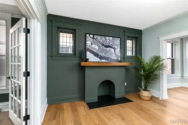 $1,199,000 | 4166 Russell Boulevard, St. Louis, MO 63110