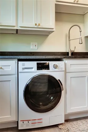 $1,199,000 | 4166 Russell Boulevard, St. Louis, MO 63110