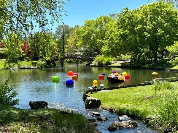 $1,199,000 | 4166 Russell Boulevard, St. Louis, MO 63110