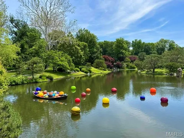 $1,199,000 | 4166 Russell Boulevard, St. Louis, MO 63110