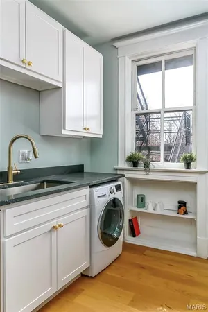 $1,199,000 | 4166 Russell Boulevard, St. Louis, MO 63110