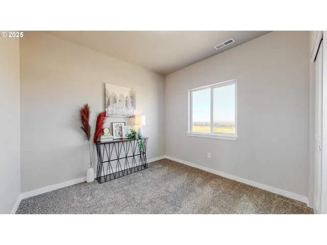 $349,950 | 305 Rosalynn Drive, Stanfield, OR 97875