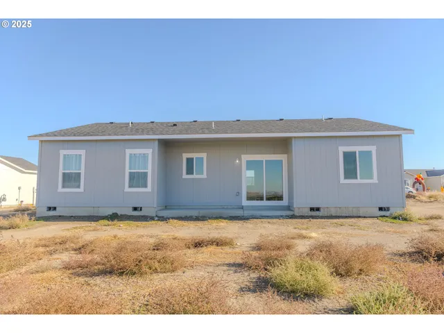 $349,950 | 305 Rosalynn Drive, Stanfield, OR 97875