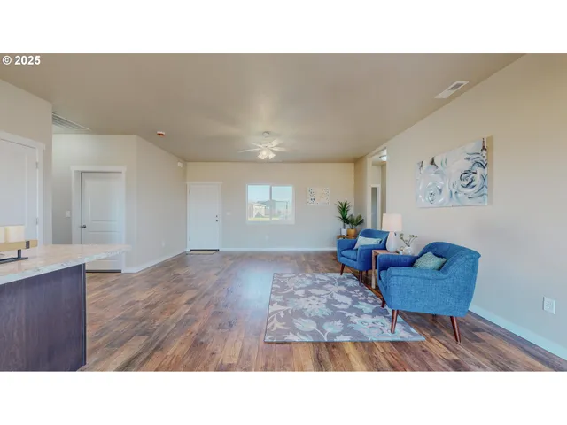 $349,950 | 305 Rosalynn Drive, Stanfield, OR 97875