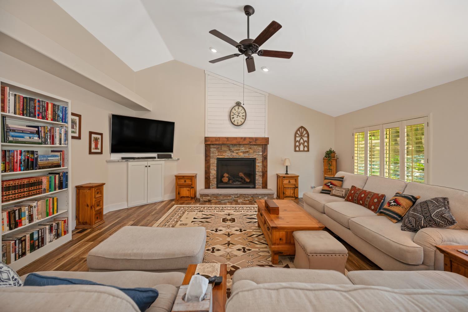 4032 Vega Loop Shingle Springs, CA 95682 - Photo 19 of 58