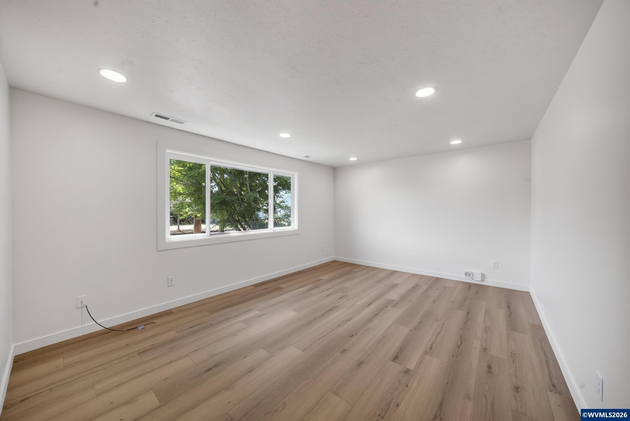 1305 Southwest 15th Avenue Albany, OR 97321 - Photo 7 of 28 Gallery Image 7