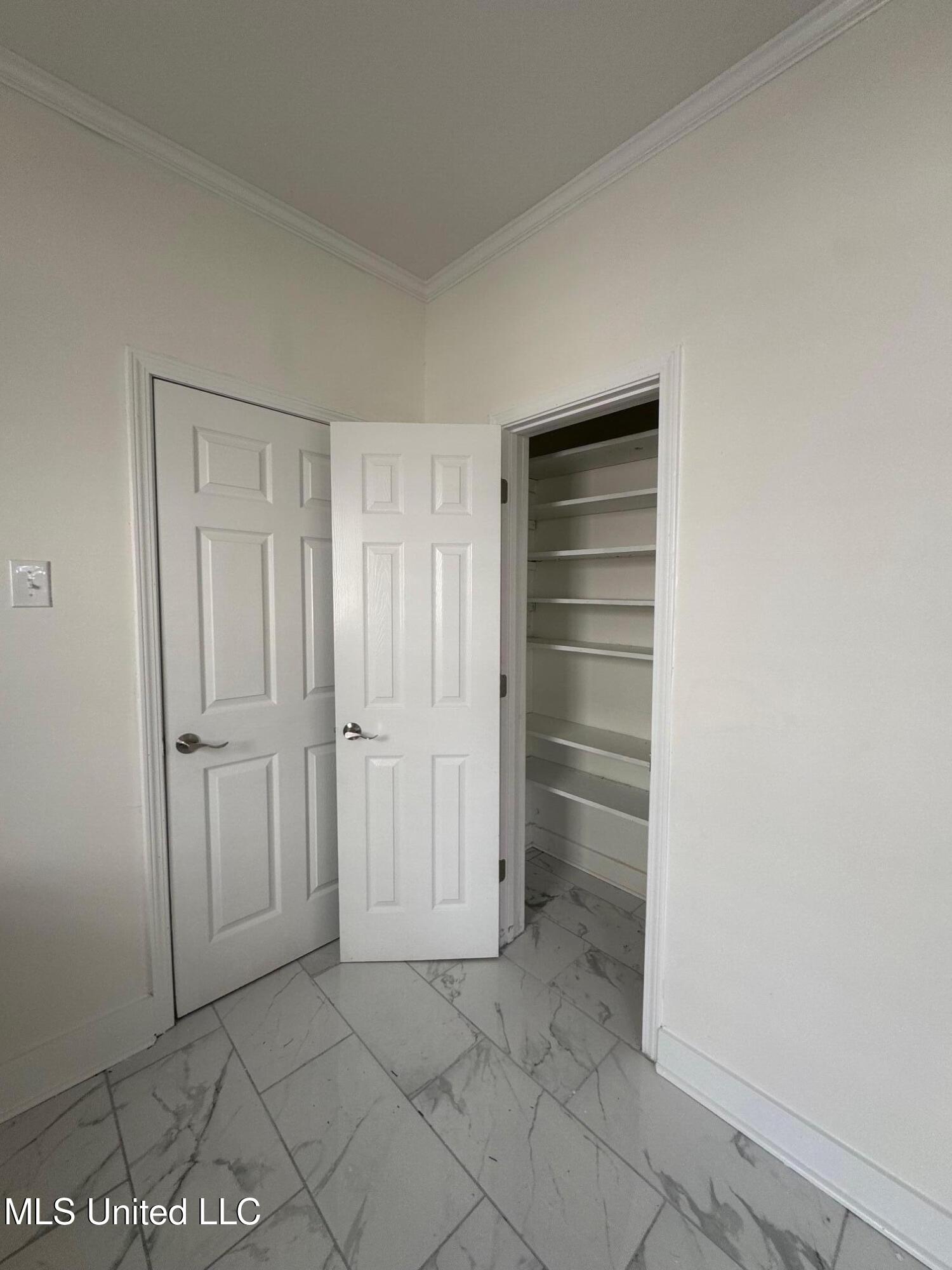 316 East Mayes Street Jackson, MS 39206 - Photo 12 of 21 IMG_4875