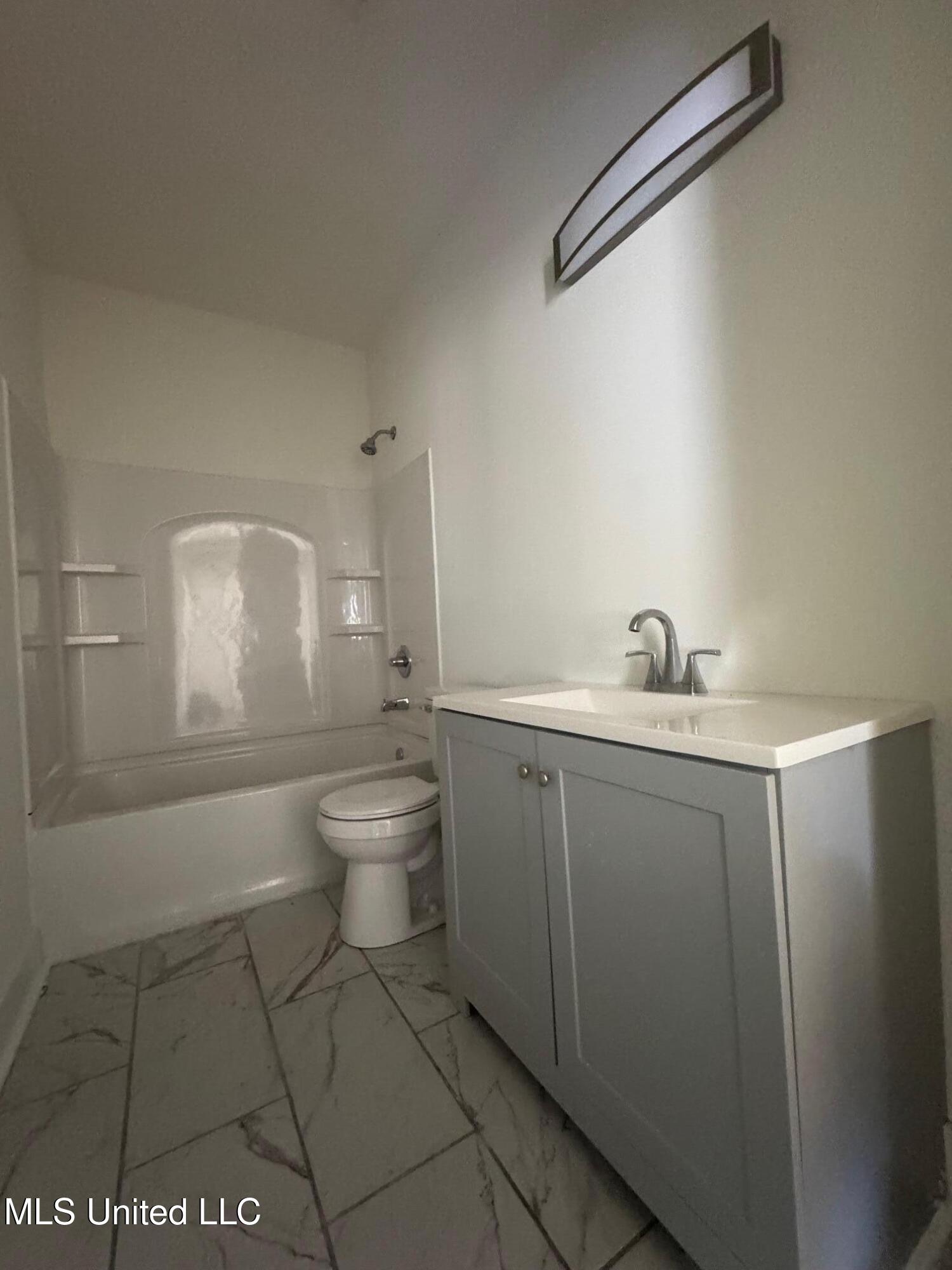 316 East Mayes Street Jackson, MS 39206 - Photo 16 of 21 IMG_5431