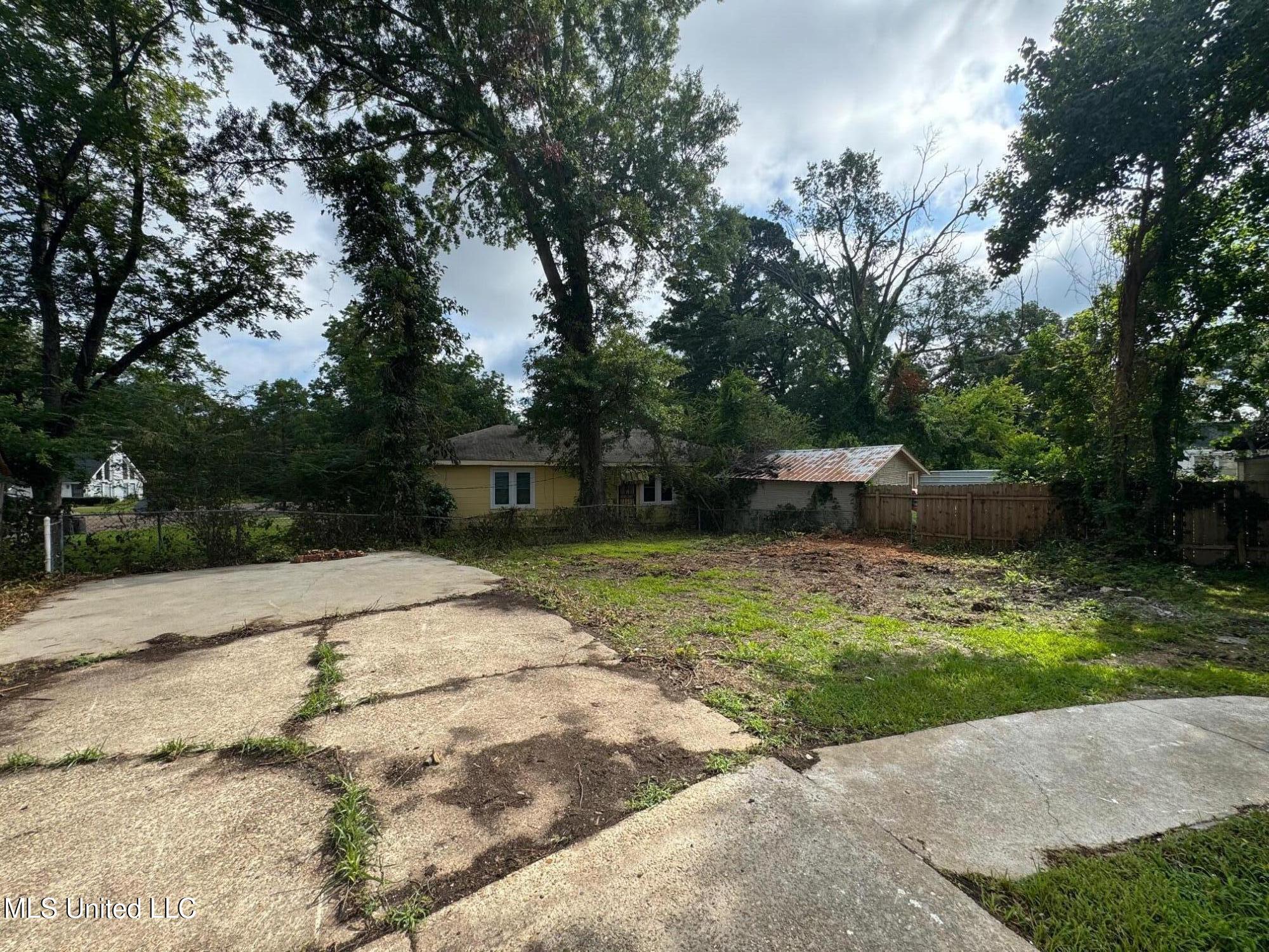 316 East Mayes Street Jackson, MS 39206 - Photo 21 of 21 IMG_4885