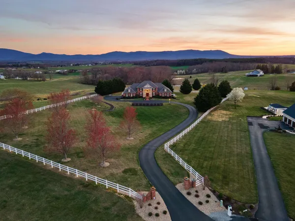 $1,495,000 | 273 Bel-Grene Drive, Fishersville, VA 22939