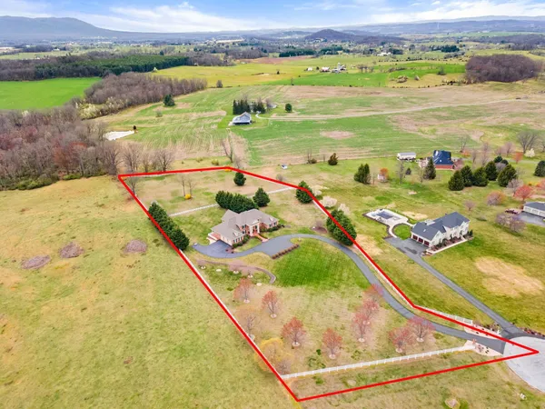$1,495,000 | 273 Bel-Grene Drive, Fishersville, VA 22939