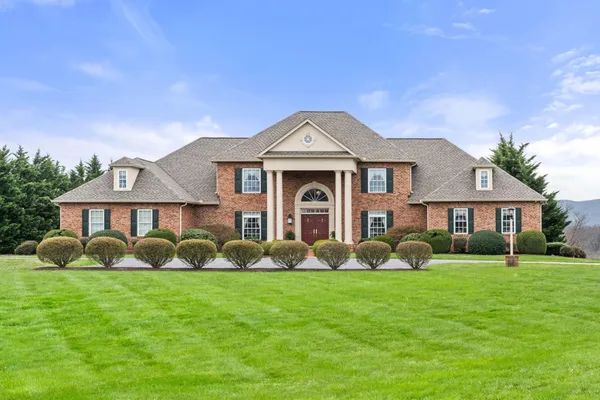 $1,495,000 | 273 Bel-Grene Drive, Fishersville, VA 22939