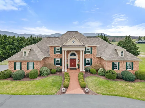 $1,495,000 | 273 Bel-Grene Drive, Fishersville, VA 22939