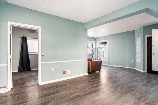 $215,000 | 1040 Madison Avenue Southeast, Grand Rapids, MI 49507