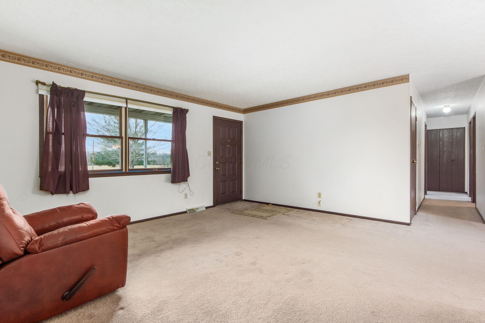 270 West Orange Road Delaware, OH 43015 - Photo 4 of 34 008_15810f3_M 270 W Orange005