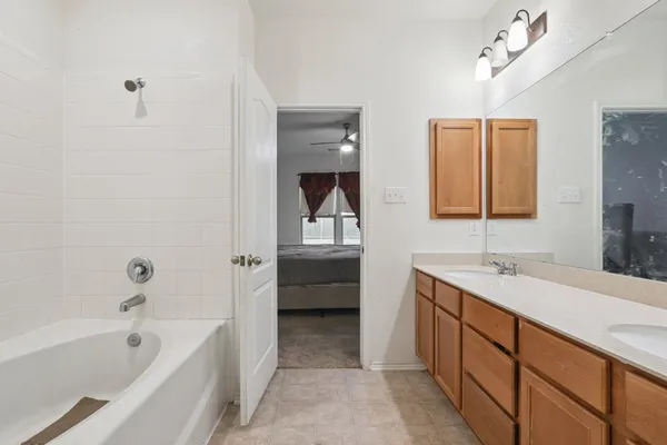 $350,000 | 13817 Eleanor Roosevelt Street, Manor, TX 78653