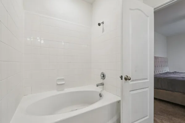 $350,000 | 13817 Eleanor Roosevelt Street, Manor, TX 78653
