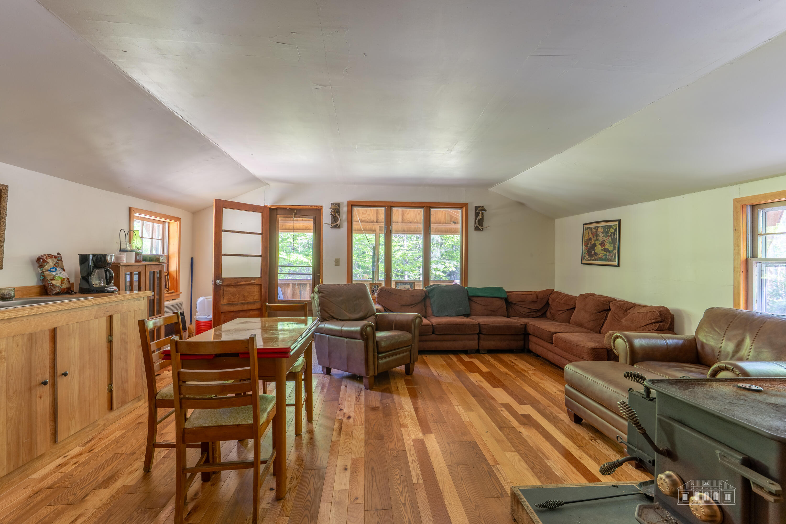 429 Bartlett Road Keene, NY 12942 - Photo 7 of 18 429 Bartlett Keene NY-45