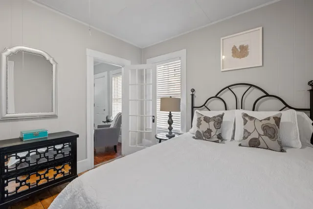 $2,200 | 526 Hevey Street, Unit 2, Manchester, NH 03102