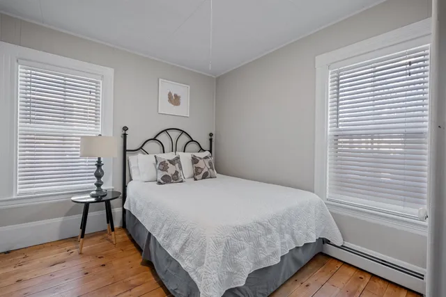 $2,200 | 526 Hevey Street, Unit 2, Manchester, NH 03102