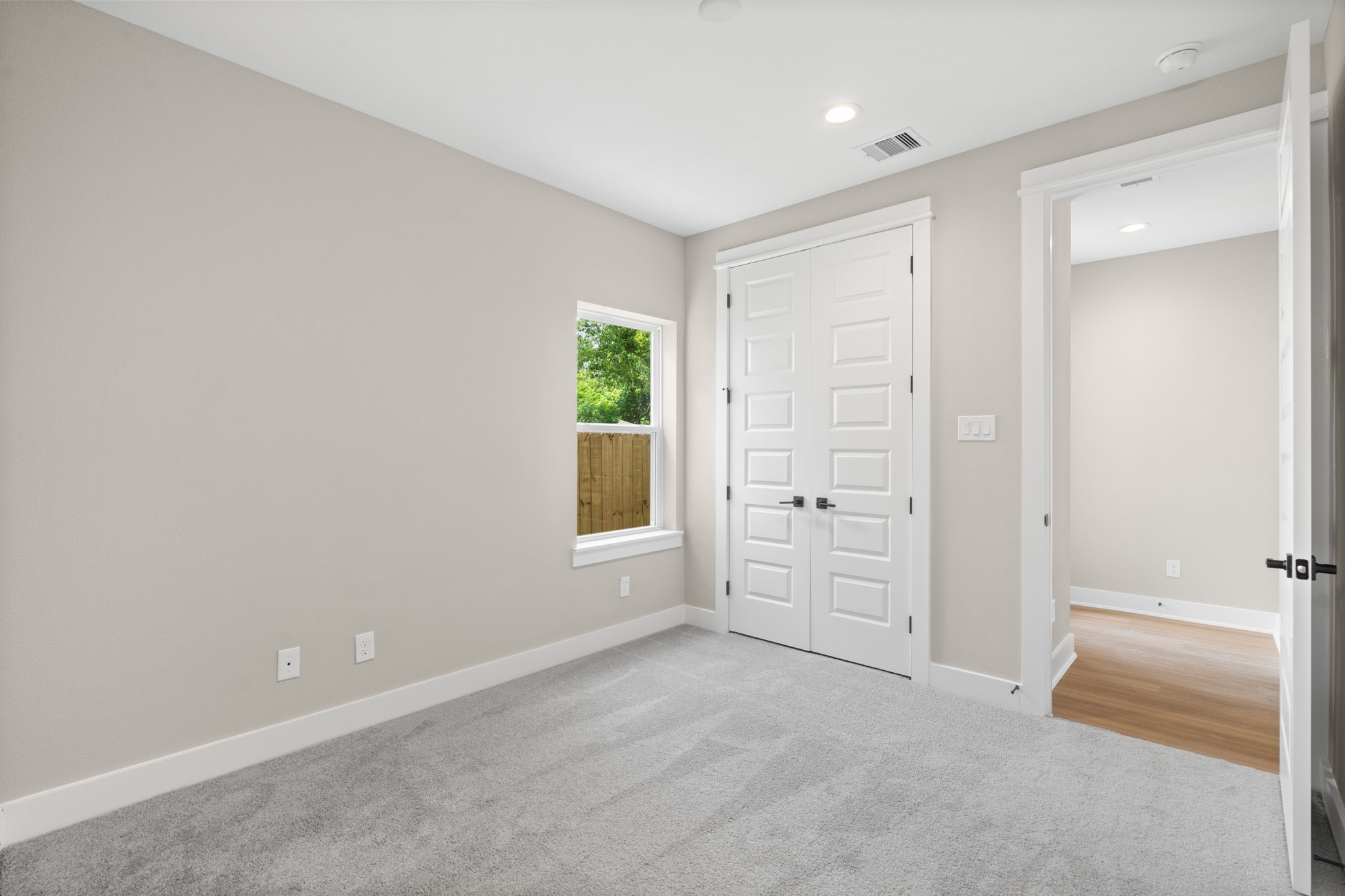 5826 Highland Sun Lane Houston, TX 77091 - Photo 14 of 41