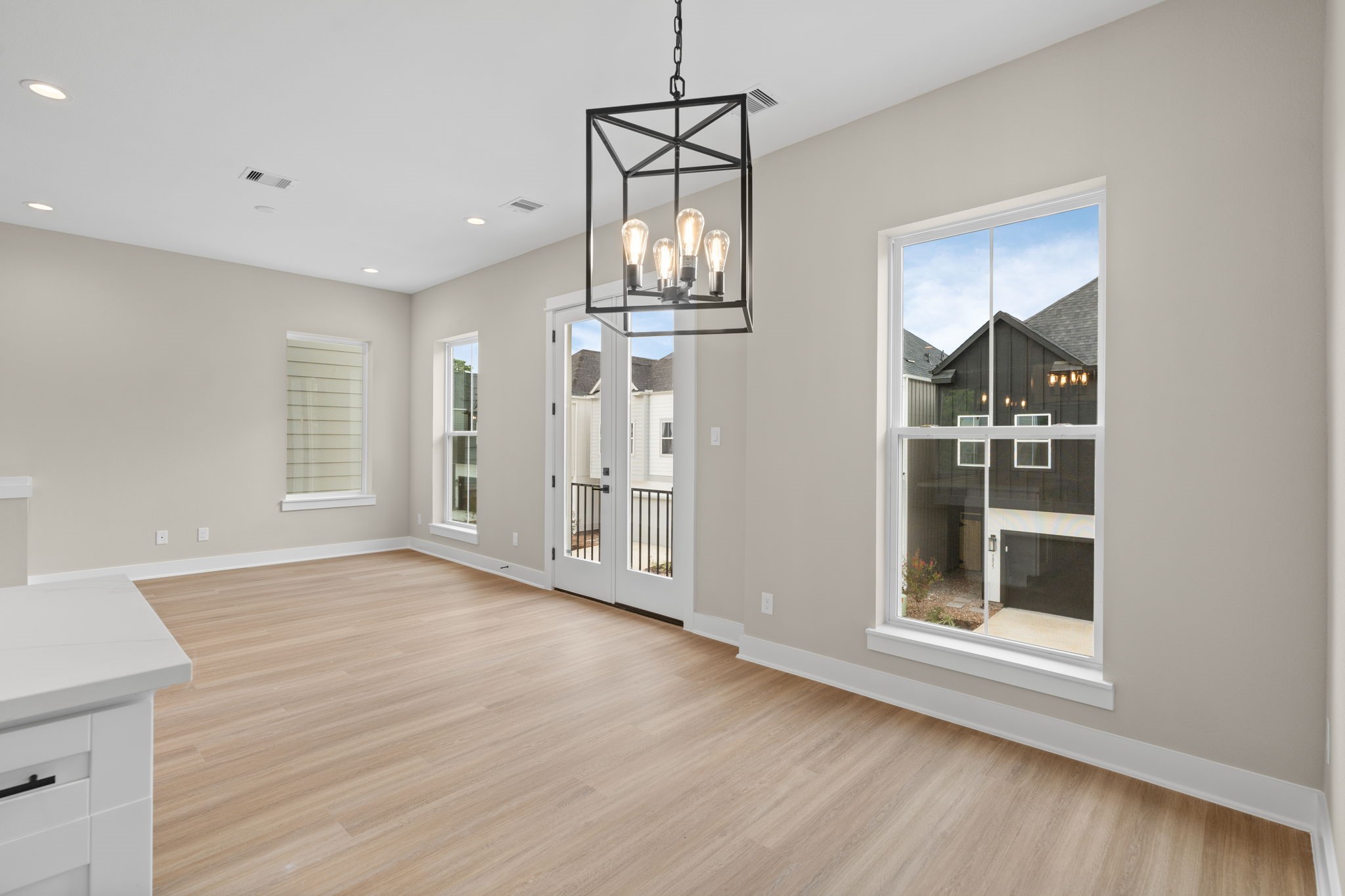 5826 Highland Sun Lane Houston, TX 77091 - Photo 17 of 41