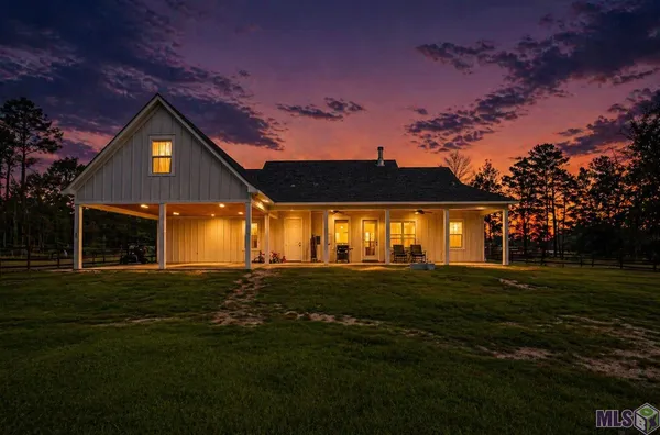 $595,000 | 15370 Milldale Road, Zachary, LA 70791