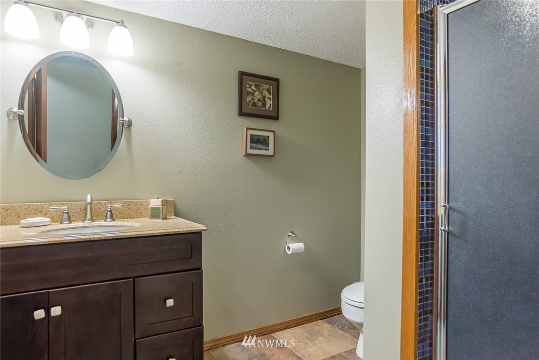 13902 Southwest Pohl Road Vashon, WA 98070 - Photo 22 of 25
