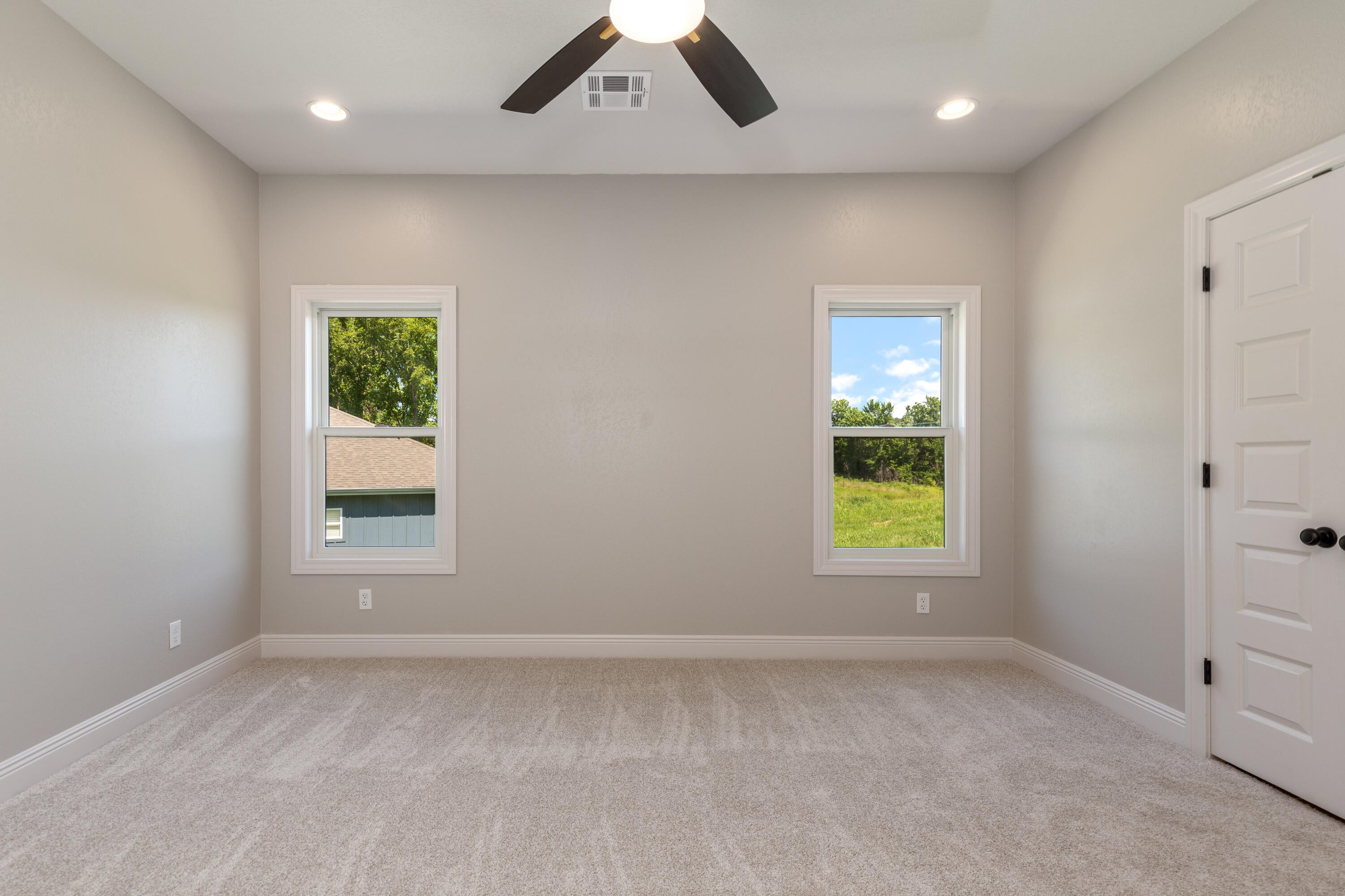 30397 South 567 Road, Unit 80 Afton, OK 74331 - Photo 32 of 68 Master Bedroom with Ensuite Bath and Large Master Closet