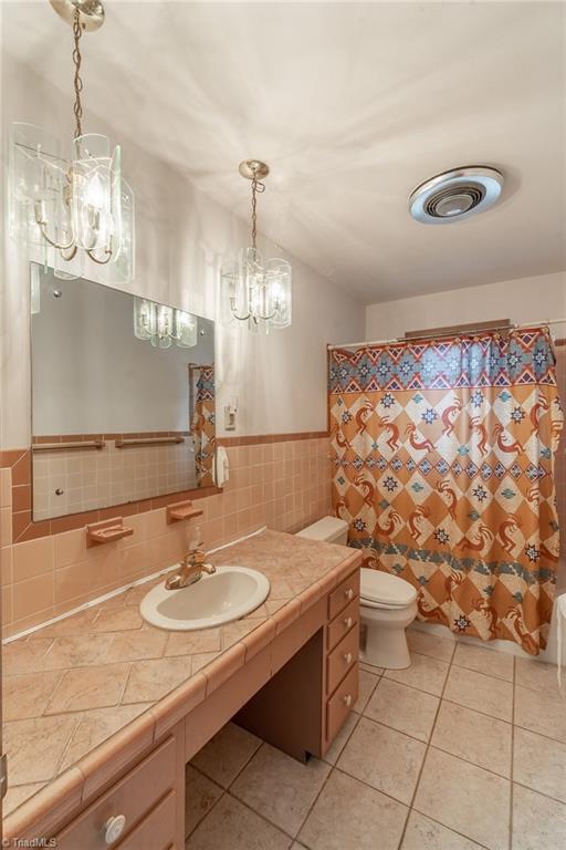 3303 Forestview Drive High Point, NC 27260 - Photo 21 of 29