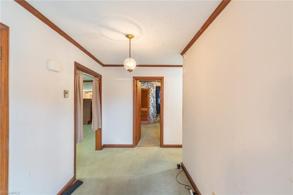 3303 Forestview Drive High Point, NC 27260 - Photo 7 of 29