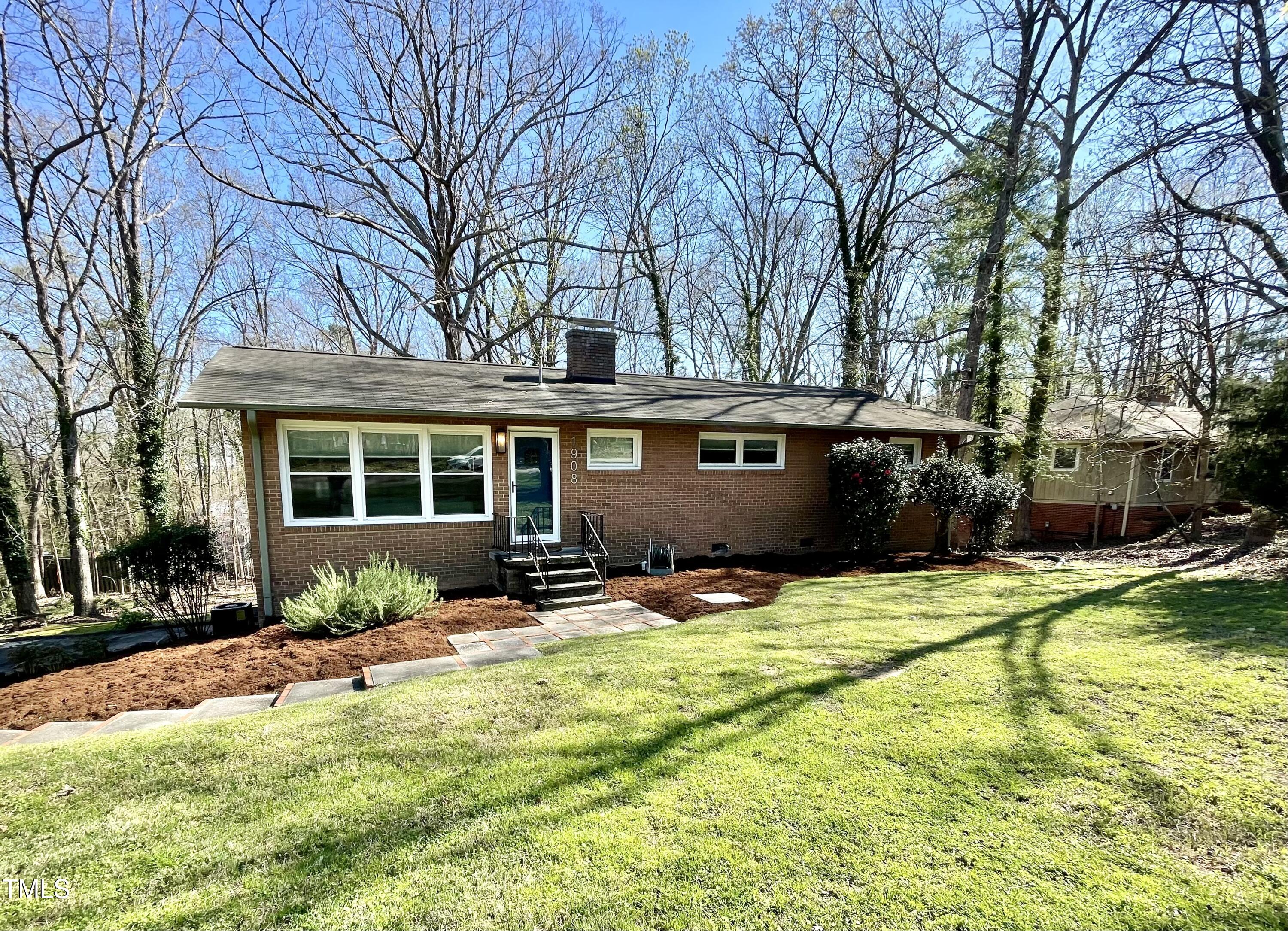 1908 Rolling Road Chapel Hill, NC 27514 - Photo 2 of 50 1908 rolling