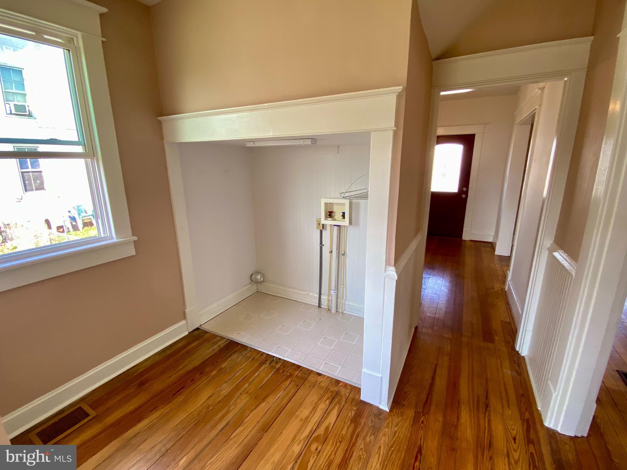 113 West 7th Avenue Ranson, WV 25438 - Photo 10 of 29